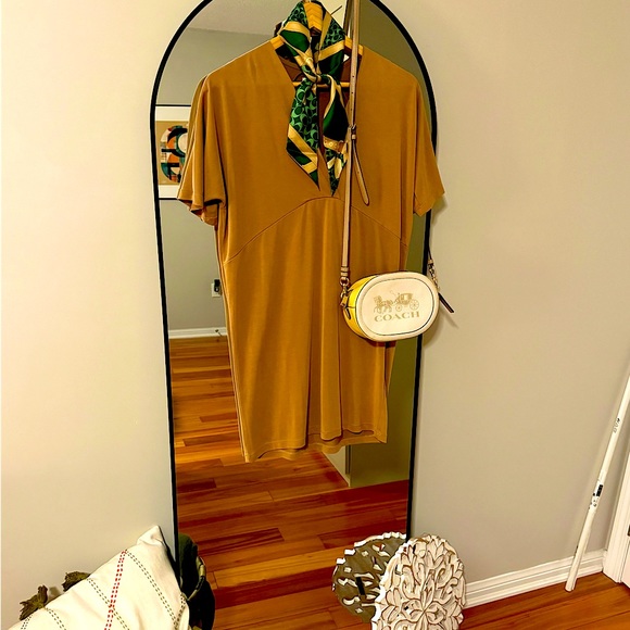 Oak & Fort casual dress - Picture 1 of 3